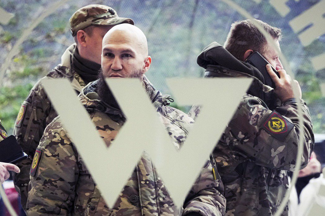在烏克蘭東部的巴赫穆特，烏軍面對的敵人是相對擁有作戰經驗、兇殘的瓦格納僱傭兵集團...