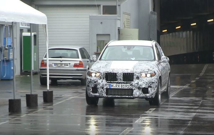 最近有外媒在紐柏林賽道捕捉到新一代 BMW X3 測試車，而且疑似是 M 款性能車型！ 摘自 Youtobe