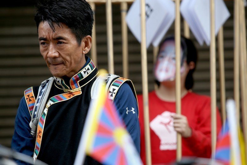 3月10日，在台藏人與聲援團體，在台北舉辦西藏抗暴日大遊行。 圖／聯合報系資料照