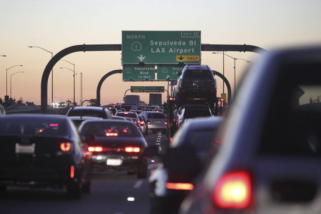 洛杉磯是全世界上下班通勤塞車最嚴重的城市。 圖／路透社