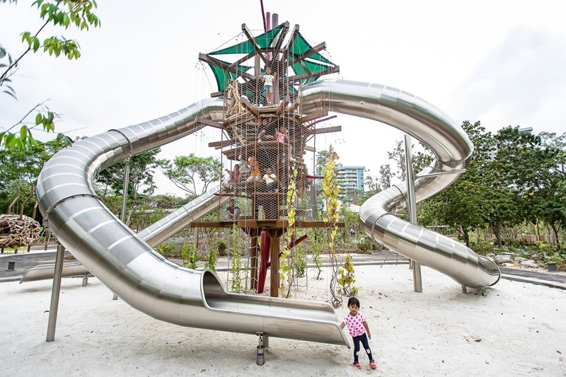 裕廊湖濱國家公園的重點之一，是結合「自然遊戲」理念的兒童遊戲空間。 圖／取自裕廊湖濱國家公園官網