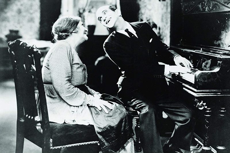 1927年美國電影《爵士歌手》標示有聲電影時代來臨。 圖／IMDb