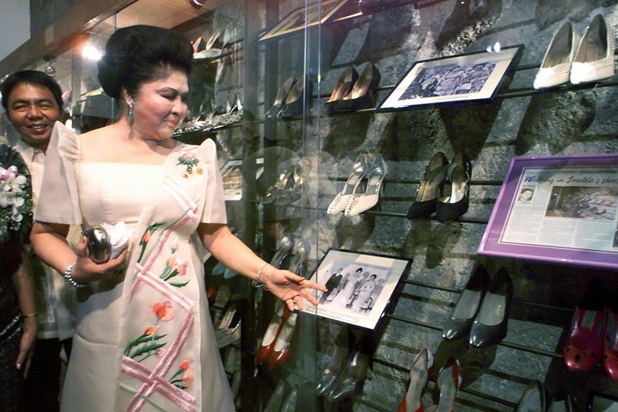 伊美黛與鞋子博物館，攝於2001年。 圖／路透社