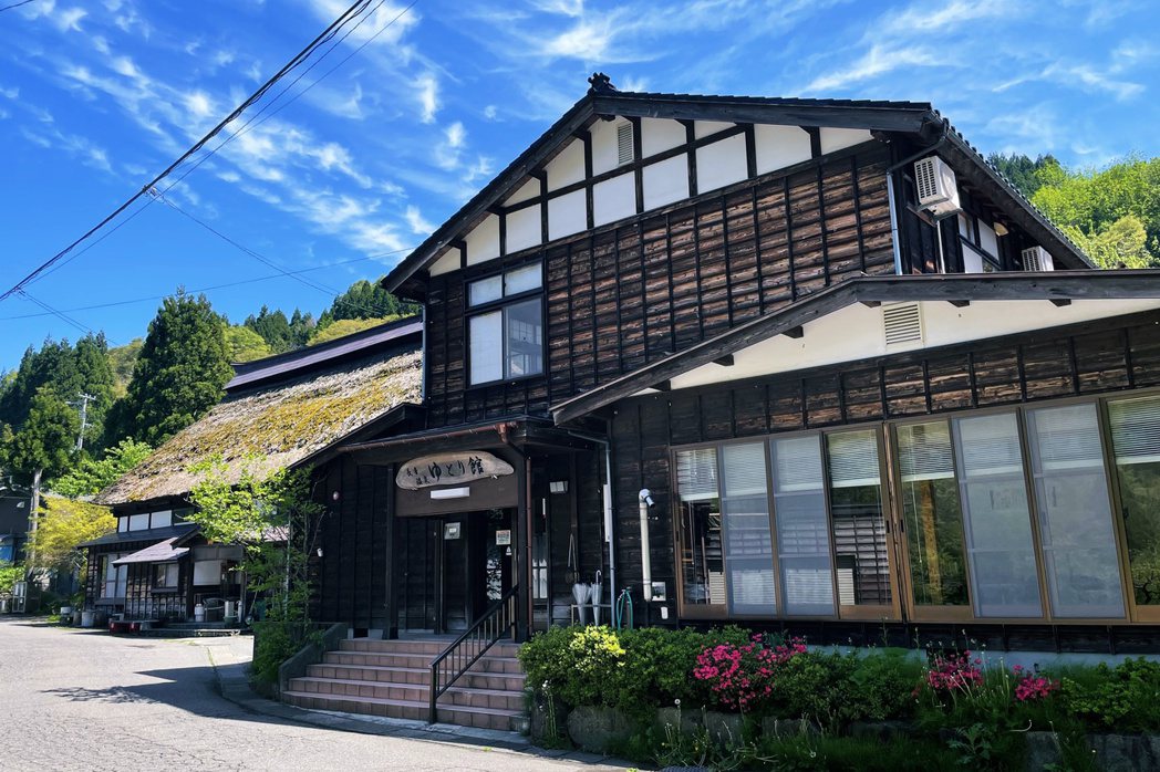 長者溫泉悠遊館位於糸魚川市、由3個靠海的村落與2個靠山的村落所組成的木浦地區。 ...