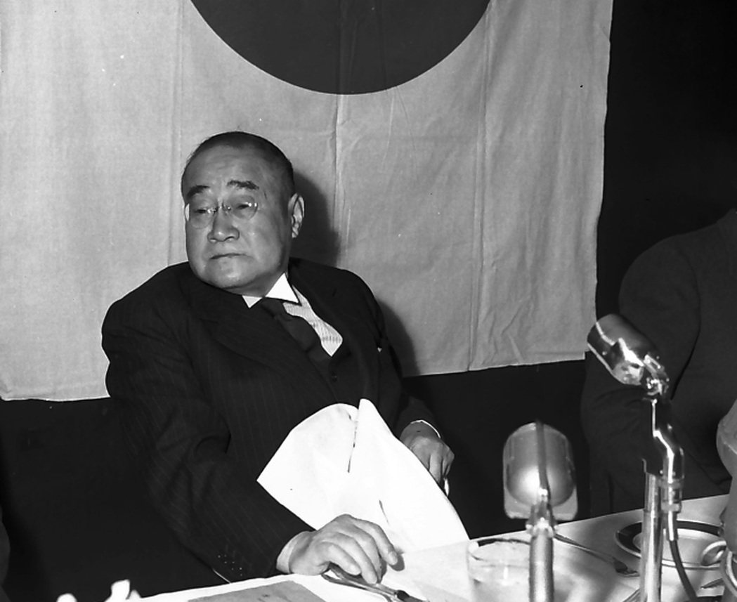 日本戰後關鍵的首相吉田茂，為大日本帝國憲法下的最後一任首相（1946－1947年...