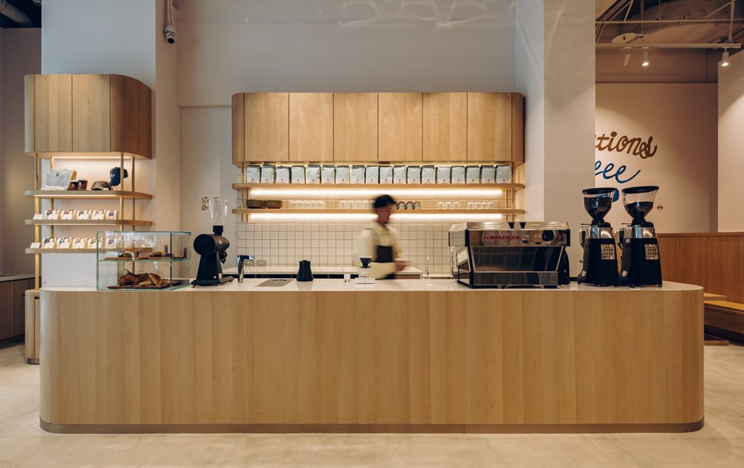 ONIBUS COFFEE台北一號店位於大直NOKE忠泰樂生活1樓。 圖／ONI...
