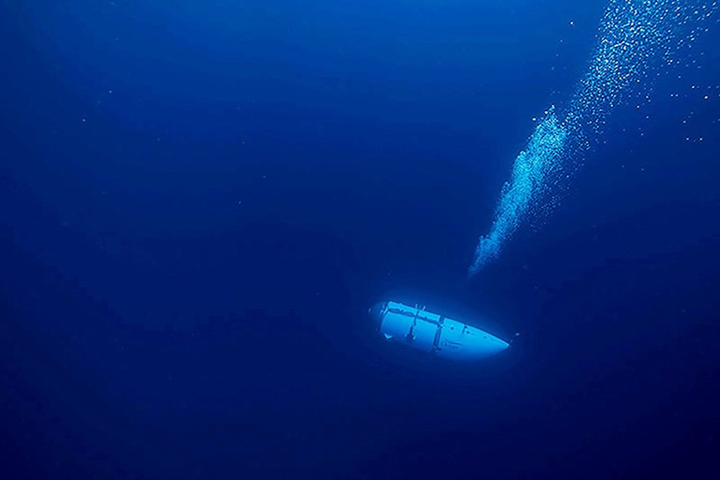 泰坦號正常運作、潛水的模樣 圖／路透社
