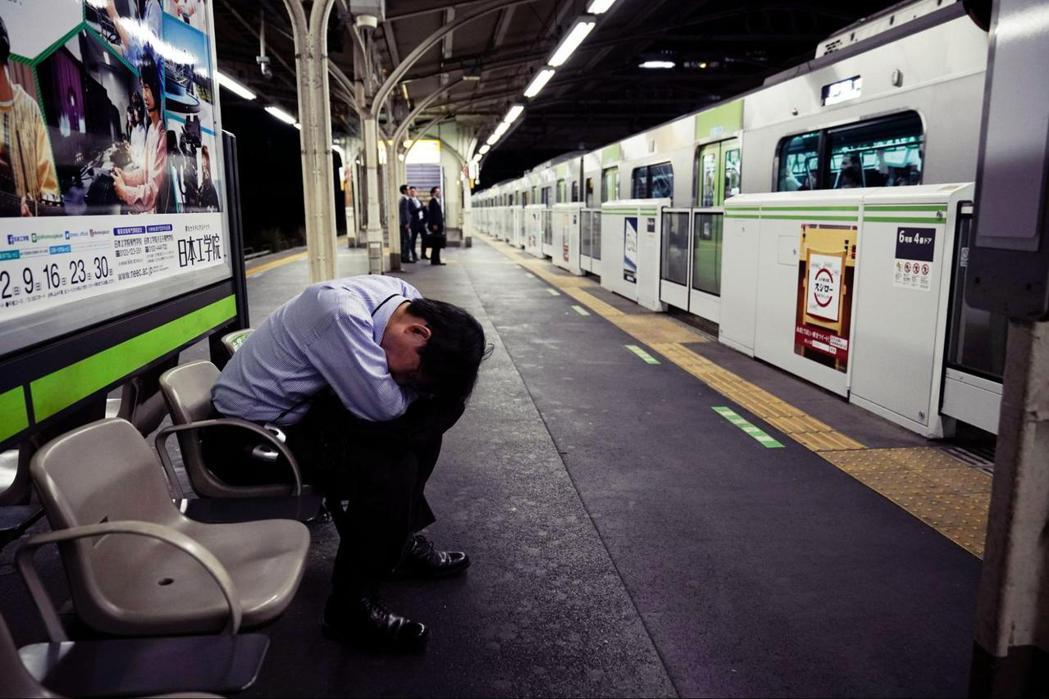 數據顯示，日本一直是迄今為止世界上鐵道自殺人數最多的國家。圖為裝設月台門的山手線...