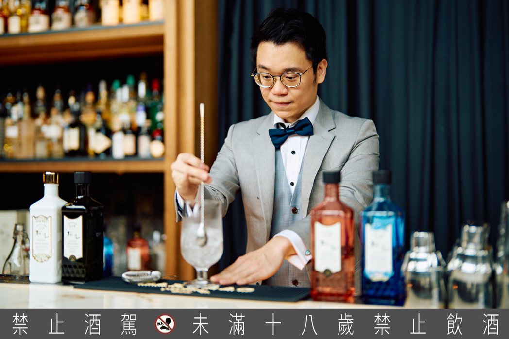 櫻尾琴酒台灣區品牌大使Elmer。 圖／綠芽酒藏提供