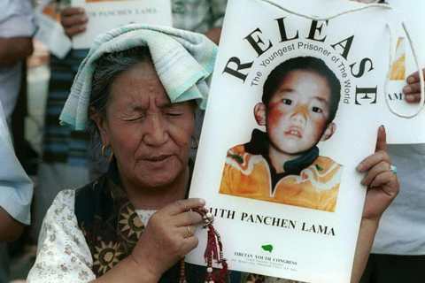 《西藏焚燒的雪域》：被中共消失的那個小男孩