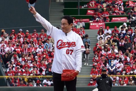 日本首相的棒球魂：新領袖岸田文雄的「全員棒球」領導風格