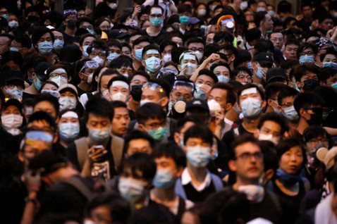 示威者不信傳統媒體？香港反送中的媒體混戰