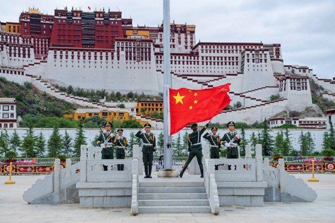 血泊中的西藏：一國兩制的前生今世