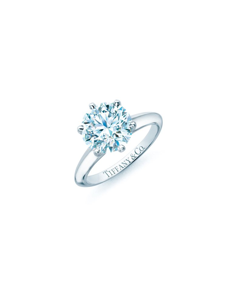 The Tiffany  Setting 鉑金六爪鑲嵌鑽戒，鑽石主石0.18克拉...