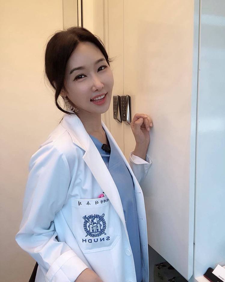 韓國美魔女牙醫李秀珍。圖／擷自instagram