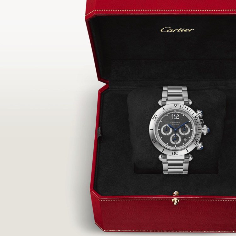 Pasha de Cartier 41毫米灰面自動計時精鋼腕錶，配可更換式金屬錶...