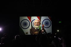 印度成功登陸月球南極 總理莫迪：成功屬於全人類