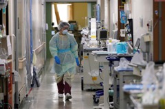 剛解除緊急狀態 日本東京醫院爆發新冠肺炎群聚感染