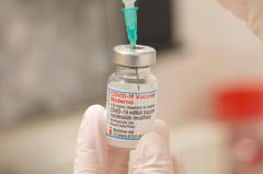 疫苗不易對付新病毒 道瓊期指大跌600點 油價下挫3%