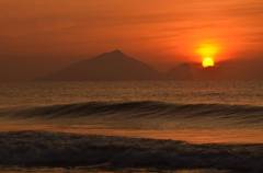 1日衝「雙島」熱血主題遊 看滿龜山島日出、漁光島夕陽