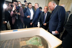 古埃及文物遭走私 美歸還2700年歷史珍貴石棺蓋