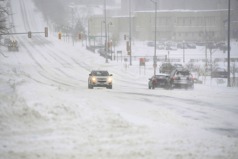 冬季風暴席捲美國中西部 學校停課航班停飛