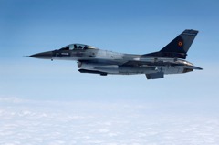 訓練烏克蘭F-16飛官理應8月開始 CNN：美國還在等歐洲國家提最終計畫