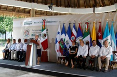 非法移民問題怎解？拉美領袖墨西哥辦峰會 籲美國「改變處理方式」