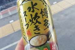 日本販賣機又升級！罐裝「火鍋粥」登場 網好奇：米黏在底部怎麼辦？