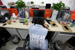 「專家」稱中國年輕人薪低因能力差 惹眾怒掀話題