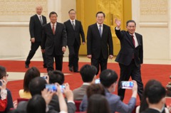 總理記者會首秀 李強稱中國大陸經濟「長風破浪 未來可期」