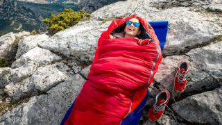 登山怎麼睡最舒服？睡袋、睡墊裝備挑選