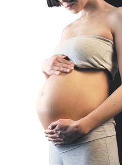 2010年諾貝爾醫學獎4日揭曉，「試管嬰兒之父」，英國劍橋大學名譽教授愛德華茲（Robert Edwards）獲此殊榮，評選委員會稱許高壽85歲的愛德華茲「為全世界不孕者帶來喜悅」。 (法新社資料照片)