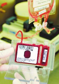 業者使用多間隔抗凍血袋保存臍帶血，有助於降低感染機會，確保儲存品質。 圖／生寶臍帶血銀行提供