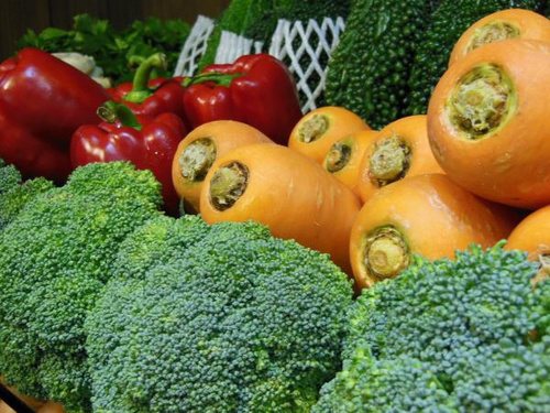 β-胡蘿蔔素公認最具有保護眼睛的作用，代表性食材為紅、黃色蔬果。 圖片來源╱台灣好食材 Fooding