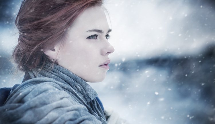 英語片名Frozen（冰凍）最能呼應貫穿全片的意象：低溫、寒冷、冰霜風雪。對照近日寒流不斷侵襲的低溫，特別有身歷其境的感受。（情境示意圖）