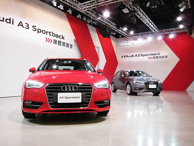 為挑戰賓士在市場狂銷的A系列，Audi引進全新改款的A3 Sportback小型掀背車，本周開始進行預售。 Audi提供