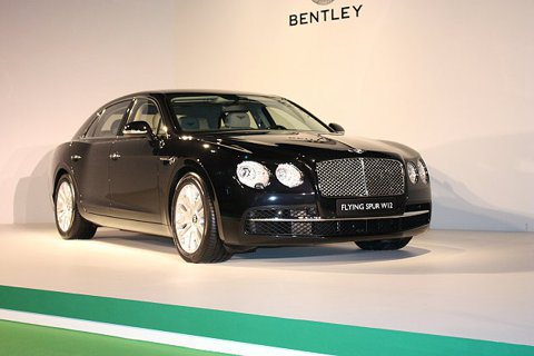 Bentley Flying Spur改款 強悍延續