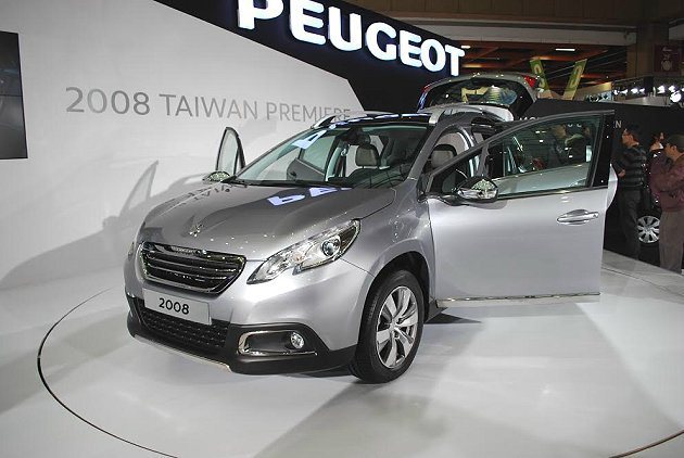 Peugeot小跨界休旅車2008接單突破50張。 記者趙惠群／攝影