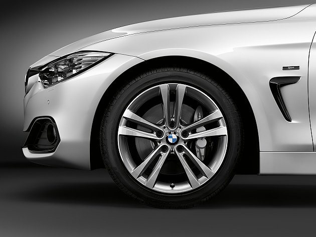 4 Series Coupe有六種不同風格造型的輪圈可供選擇。 BMW
