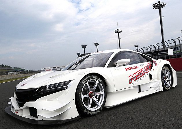 NSX Concept-GT在鈴鹿賽道首演。 Honda
