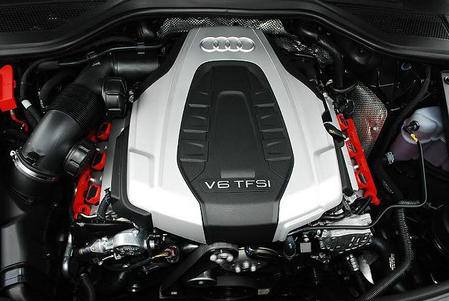 3.0升V6 TFSI引擎最大馬力310匹，最大扭力42.8公斤米，搭配8速手自...