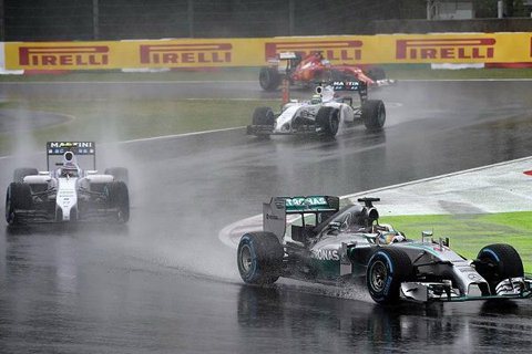 F1日本站蒙陰影 Bianchi重傷、Hamilton摘冠