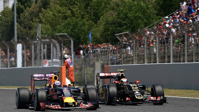 雖然排位賽表現不佳，過去是頒獎台常客的Ricciardo(左)及Grosjean...