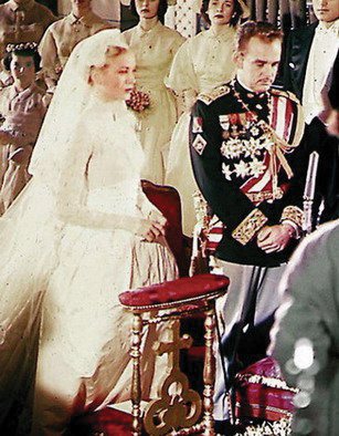 最美的王妃──葛麗斯凱莉，王室結婚照及王室家庭照。圖／高談文化‧華滋出版