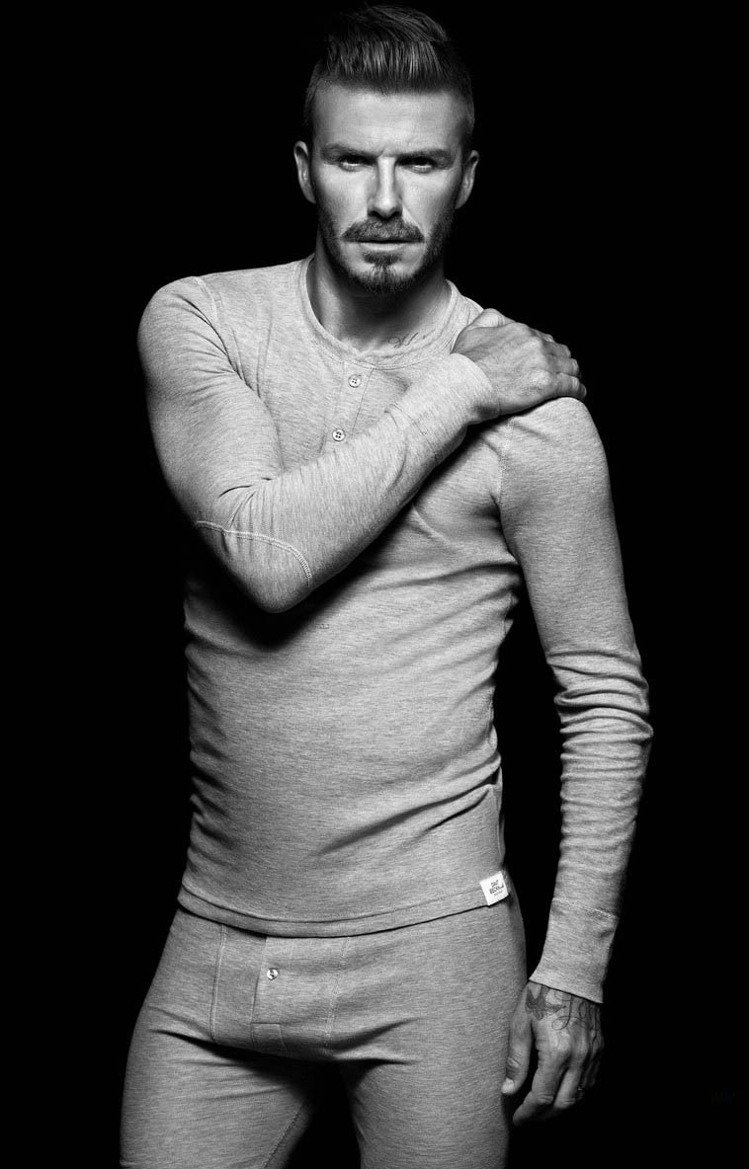 貝克漢為H&M「David Beckham Bodywear」拍攝新形象廣告。圖／擷取自justjared.com