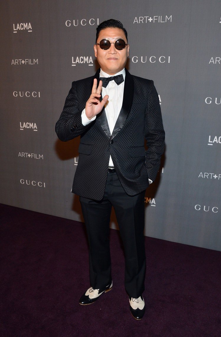 PSY出席GUCCI 日前在洛杉磯郡立藝術博物館舉辦的2012年LACMA藝術暨電影晚宴。圖／she.com.tw提供