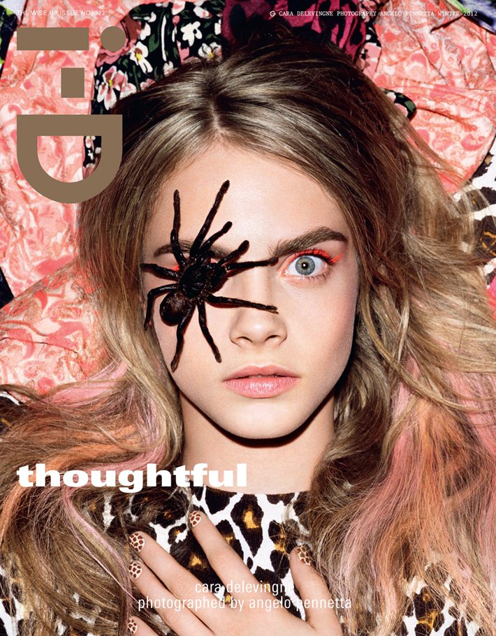 最近Cara Delevingne為iD雜誌拍攝封面，大膽地在右眼放上一隻蜘蛛。圖／擷取自iD官網