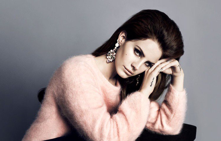H&M找來Lana Del Rey代言，還拍攝微電影獻聲。圖／H&...