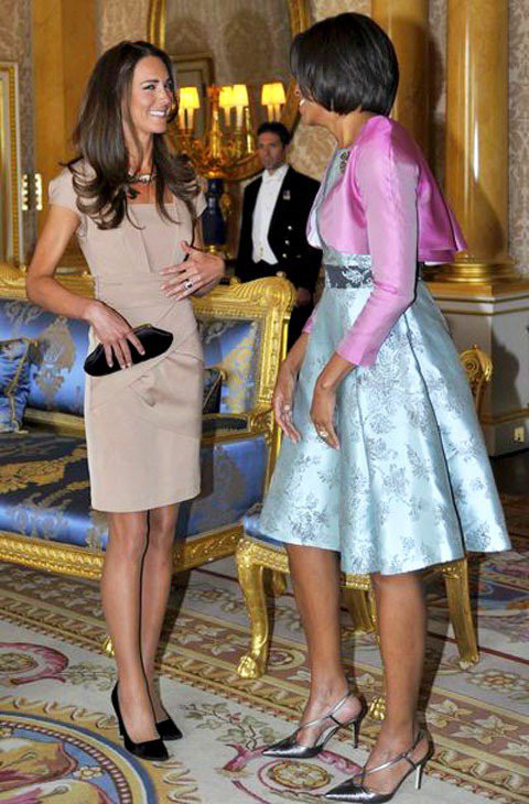 （左起）凱特密道頓、蜜雪兒歐巴馬的時尚品味都被Vivienne Westwood批評過。圖／美聯社